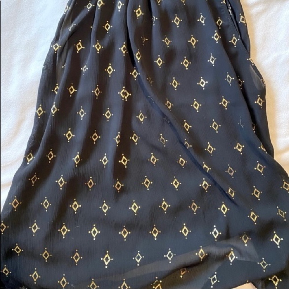 NWOT Ruffled H&M Top - Picture 5 of 5